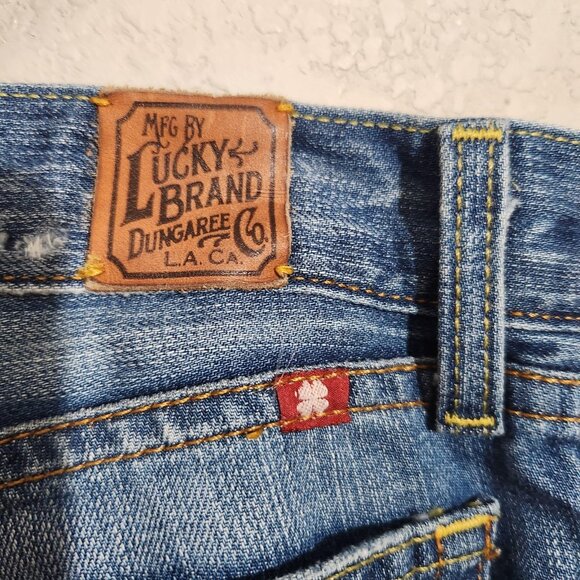 Lucky Brand Jeans Mens 32x30 Blue Distressed Riley Jean Made USA Straight Leg - Picture 8 of 16